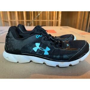 Under Armour Women's Micro G Assert 6 running black / blue womens shoes 10